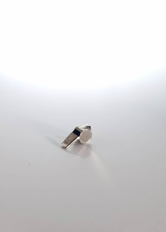 Fluier metalic cu bila de silicon